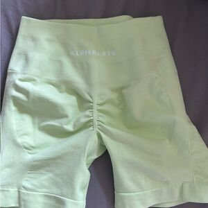Alphalete amplify contour shorts